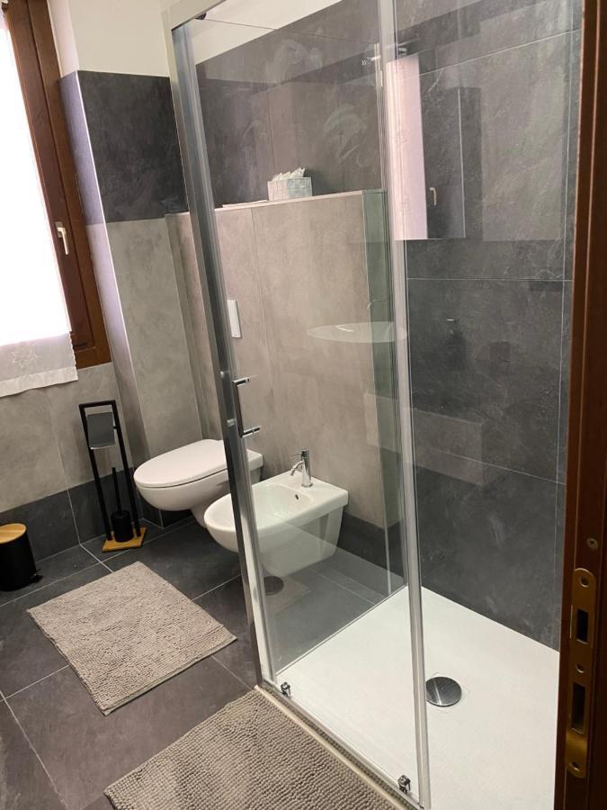 レッツェノGere Houseアパートメント エクステリア 写真